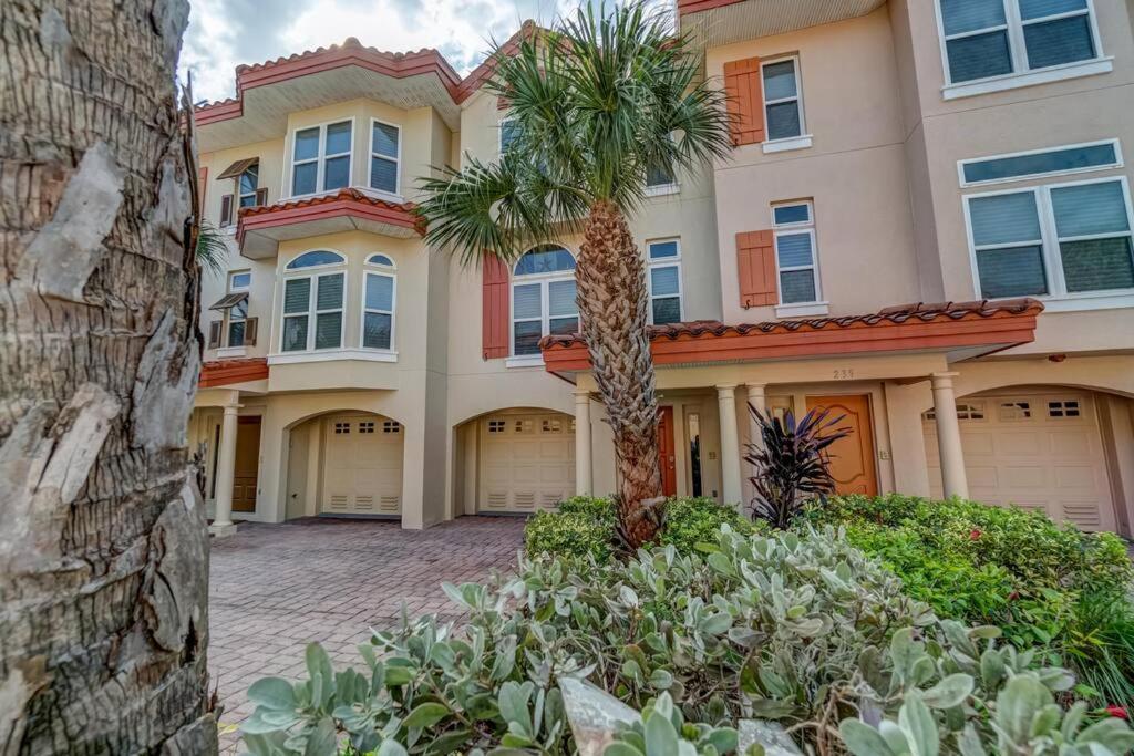 Bradenton Beach Resort Style Getaway-Walk To Beach Екстериор снимка